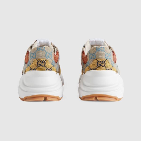 13424942899656165 GG running shoes02