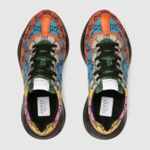 GG running shoes