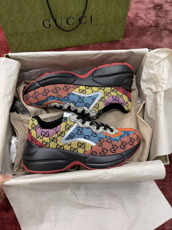GG running shoes