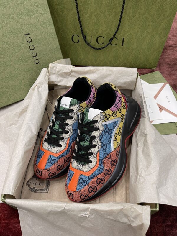 GG running shoes