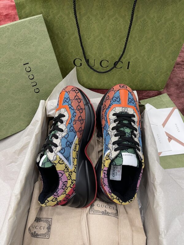 GG running shoes